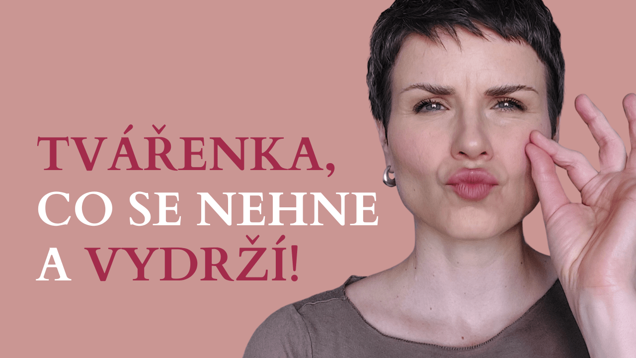 5 tipů, aby vám tvářenka vydržela (na jednom místě) celý den